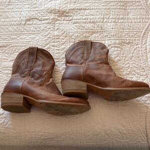 Tecovas Tan Leather Ankle Booties         “The Penny”